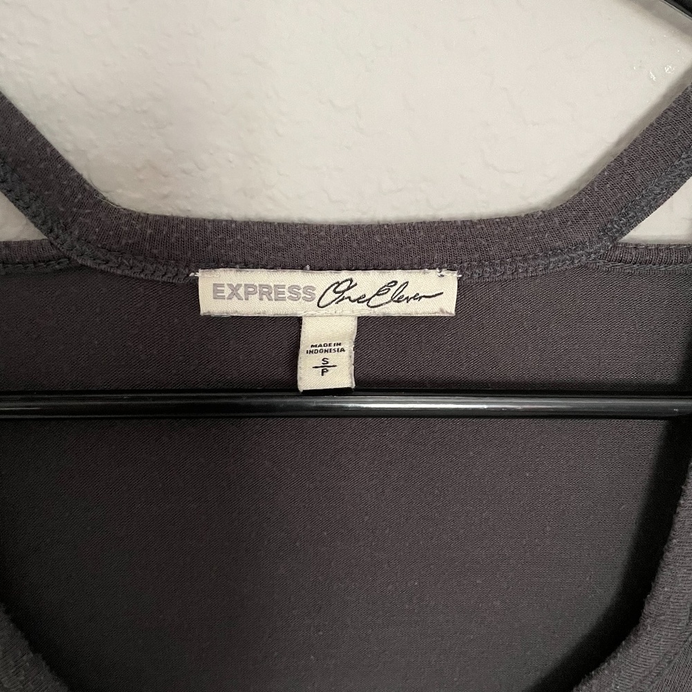 EXPRESS Comfy Cut-Out Long Sleeve Size S - Picture 3 of 5